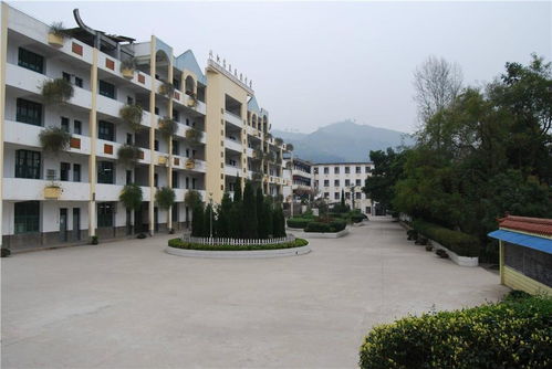 从江县第三民族中学